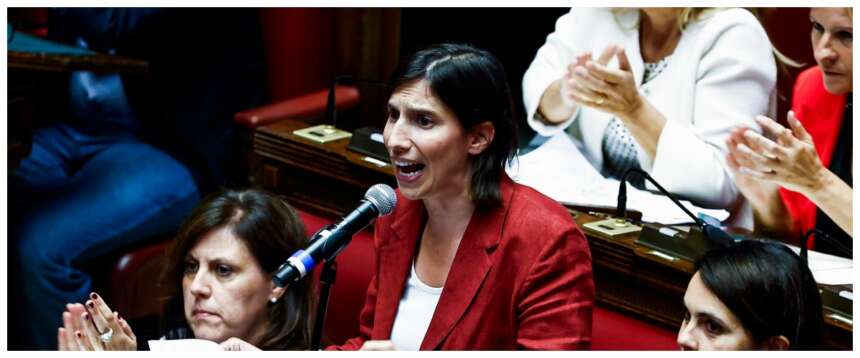 Schlein non molla il suo idolo Sanchez e critica ancora la sospensione di Schengen. Ma l’Europa le dà (ancora una volta) torto
