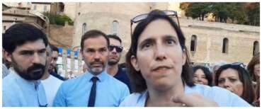 I guai della Schlein e il caso Calabria, il Pd insorge: “A Cosenza la situazione non è più tollerabile, commissarieremo subito”