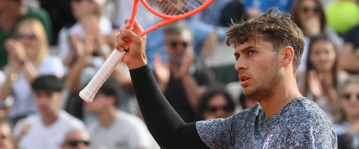 cobolli da applausi a cincinnati spettacolare rimonta su blockx e ora 232 agli ottavi di finale da Secoloditalia.it cobolli da applausi a cincinnati spettacolare rimonta su blockx e ora 232 agli ottavi di finale