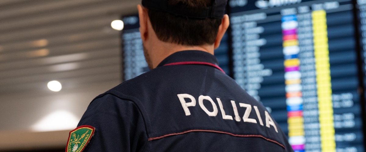 centinaia di rapine negli ascensori di malpensa ai passeggeri in transito 10 borseggiatrici finiscono in manette da Secoloditalia.it centinaia di rapine negli ascensori di malpensa ai passeggeri in transito 10 borseggiatrici finiscono in manette
