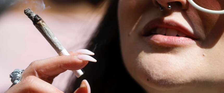 Droga, allarme “hashish bianco”. L’esperta al Secolo: “Può produrre allucinazioni e stati di paranoia”