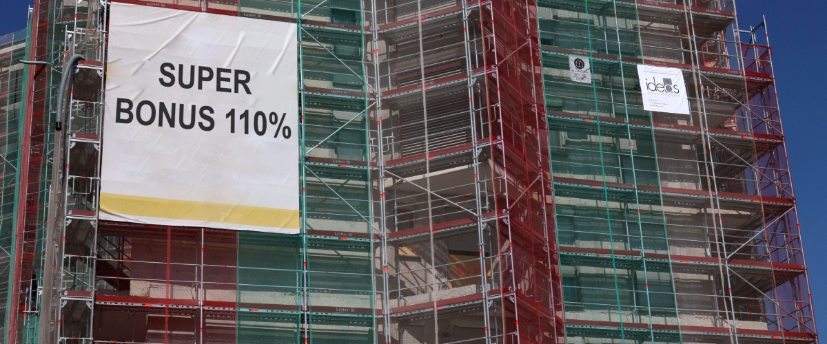 si scrive superbonus si legge super truffa gli ultimi furbetti stanati a grosseto 3 indagati e una stangata da 36 mln di euro da Secoloditalia.it si scrive superbonus si legge super truffa gli ultimi furbetti stanati a grosseto 3 indagati e una stangata da 36 mln di euro