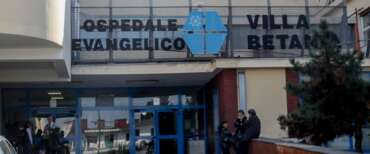 Napoli: dodicenne ferito con due coltellate all’addome. Non è in pericolo di vita