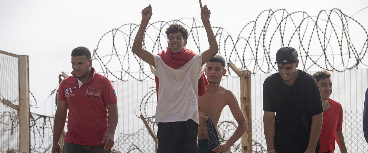 Ceuta, Italia batte Spagna 22 a 1 ma non basta: Meloni vuole imporre alla Ue il modello Albania sui rimpatri