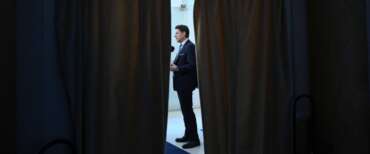 «Leader politico o agente immobiliare?»: Conte sulla graticola per l’incontro con Zampolli sul Plaza