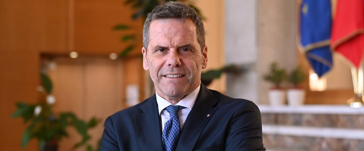 il reddito di cittadinanza sulla fiducia fu una scelta per ottenere consenso facile cos236 232 andato anche ai criminali parla vitale da Secoloditalia.it il reddito di cittadinanza sulla fiducia fu una scelta per ottenere consenso facile cos236 232 andato anche ai criminali parla vitale
