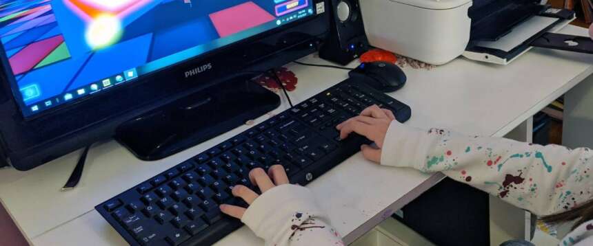 Quindicenne detenuto a Malta, la denuncia del padre: “Vittima di un ricatto online”