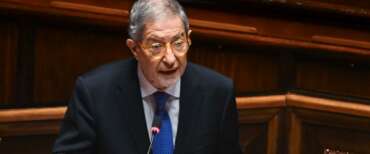 Campi Flegrei, Musumeci: “Scossa più potente degli ultimi 40, evitiamo l’assuefazione al rischio. Il governo c’è ma l’opposizione eviti gli agguati”