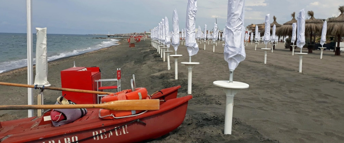 Tragedia in mare ad Andora, bagnino e turista muoiono