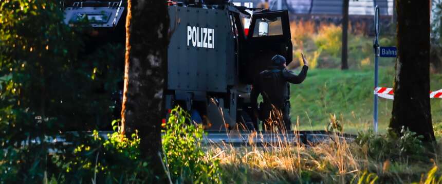 Svizzera, spari al rave con 3.500 persone: un morto e cinque feriti. E’ caccia ai responsabili