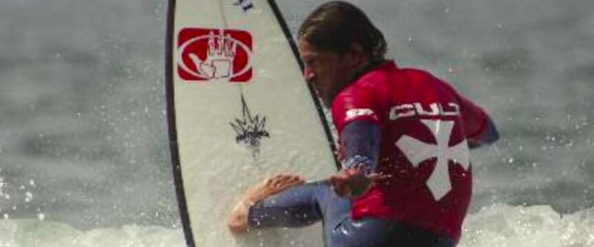 Addio ad Alessio Fantozzi, l’icona del surf italiano noto per il suo impegno con il “Bambin Gesù”