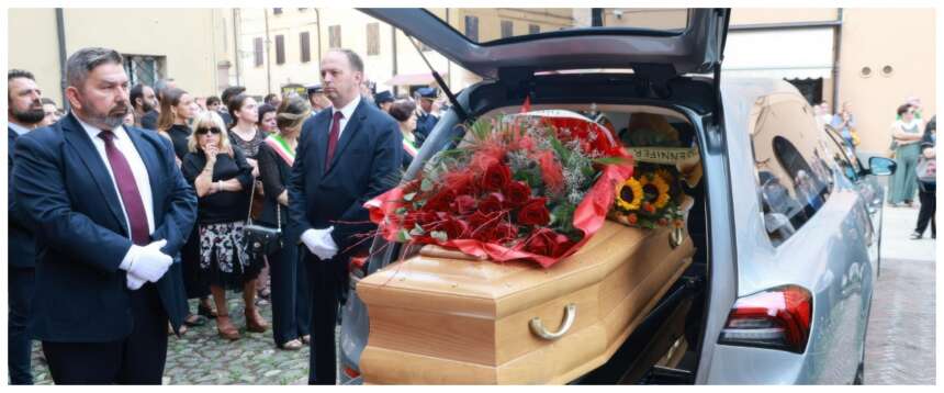 Dalla strage di Modena alla querela in Procura: il fratello di Monica Esposito porta il sindaco Pd davanti ai giudici