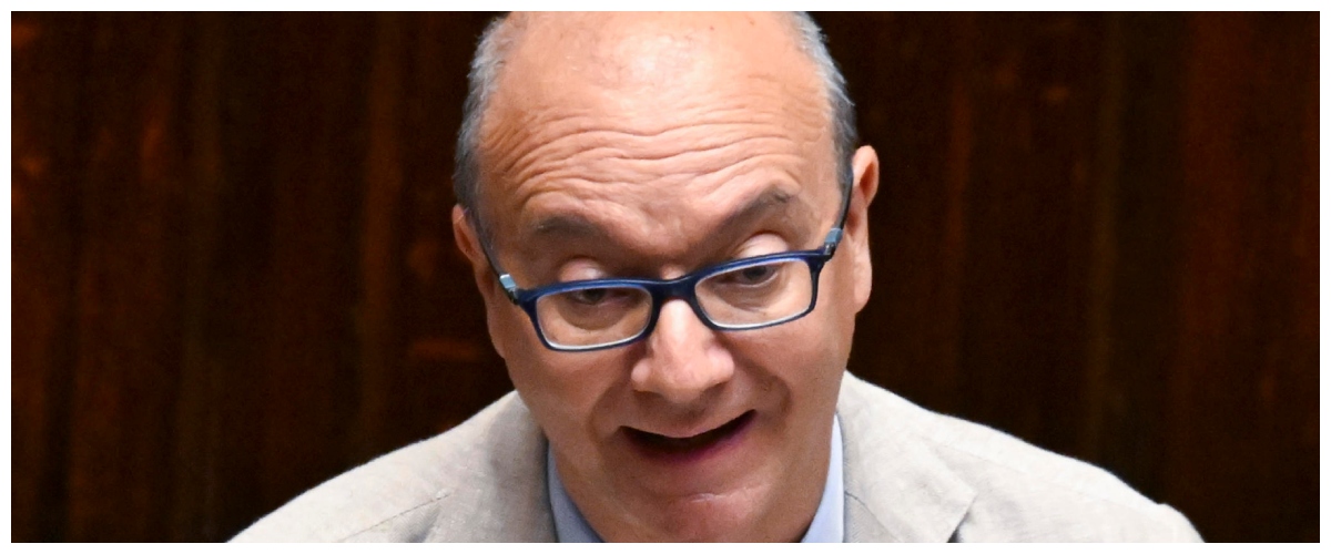 caldo e inizio dell8217anno scolastico valditara pi249 fondi per le aule ma sulle date decidono le regioni da Secoloditalia.it caldo e inizio dell8217anno scolastico valditara pi249 fondi per le aule ma sulle date decidono le regioni