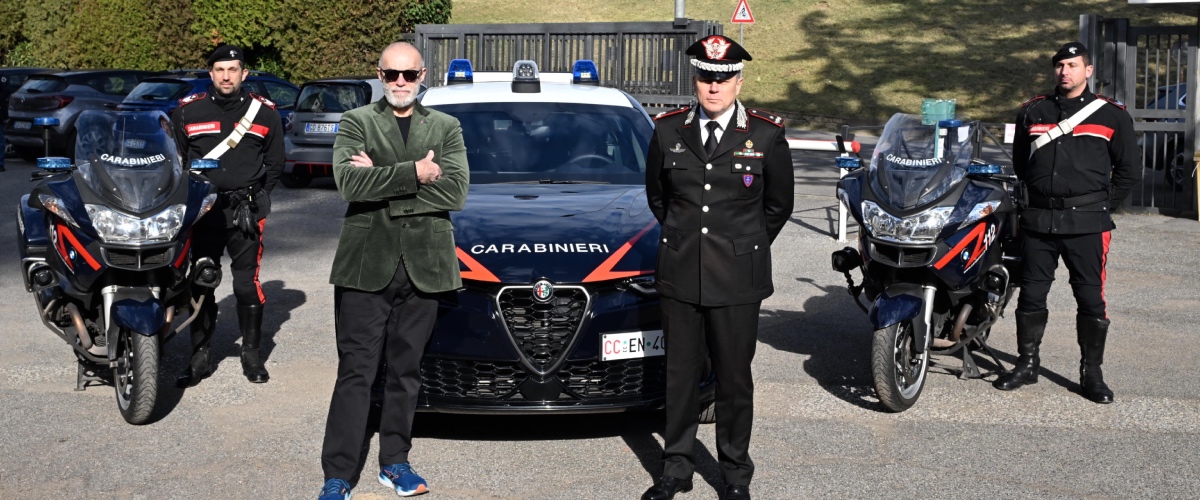 avamposti la radiomobile presentata la nuova stagione in presa diretta gli interventi dei carabinieri da Secoloditalia.it avamposti la radiomobile presentata la nuova stagione in presa diretta gli interventi dei carabinieri