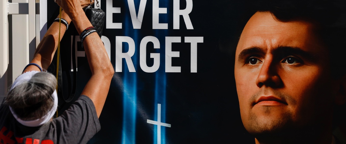 oltraggio alla memoria di kirk alla vigilia dell8217anniversario della morte spunta un concorso di somiglianza da Secoloditalia.it oltraggio alla memoria di kirk alla vigilia dell8217anniversario della morte spunta un concorso di somiglianza
