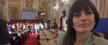 La deputata siciliana Cristina Ciminnisi annuncia: “Ho un sarcoma, ma non mi fermo”
