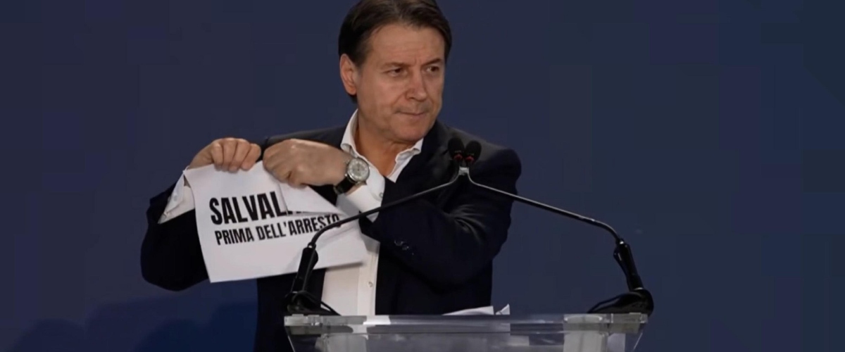 conte e conti da incubo paghetta fuori badget ai 18enni e show di fogli strappati stile tv movie qualcosa non torna e picierno lo fa a pezzi video da Secoloditalia.it conte e conti da incubo paghetta fuori badget ai 18enni e show di fogli strappati stile tv movie qualcosa non torna e picierno lo fa a pezzi video