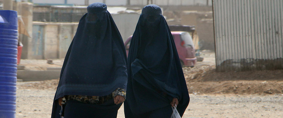 Divieto di burqa negli uffici del Comune di Cortona