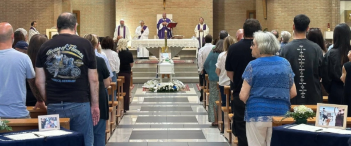 i funerali della famiglia di pietralata e l8217omelia del sacerdote chiediamoci cosa avremmo potuto fare da Secoloditalia.it i funerali della famiglia di pietralata e l8217omelia del sacerdote chiediamoci cosa avremmo potuto fare