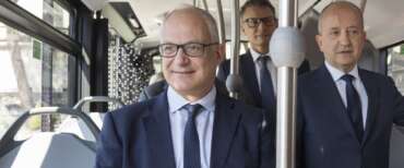 Acqua nel gasolio dei bus Atac: l’azienda conferma almeno tre casi. Gualtieri non pervenuto
