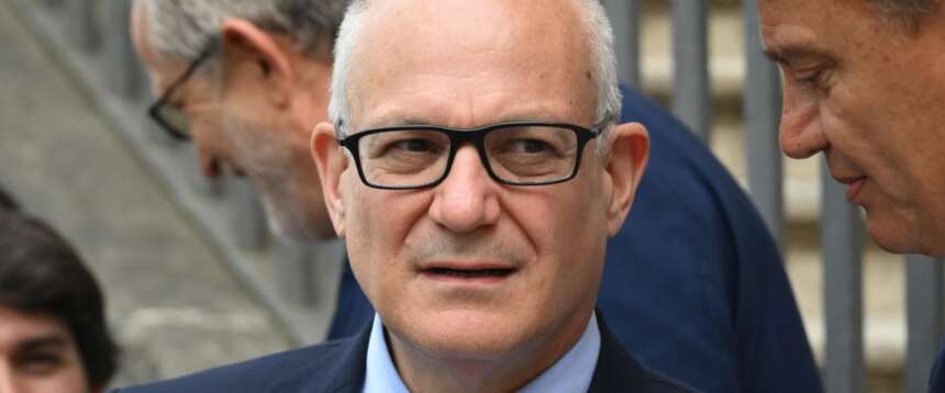 Porto Fluviale, FdI contro Gualtieri: “Case agli ex occupanti, premiato chi viola le regole”