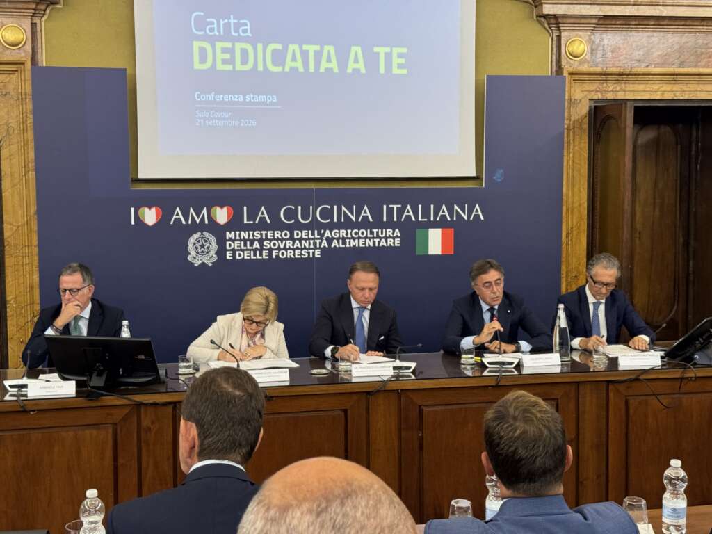Lollobrigida Carta Dedicata a Te Lollobrigida Carta Dedicata a Te