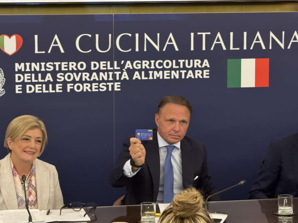 Lollobrigida Carta Dedicata a Te Lollobrigida Carta Dedicata a Te