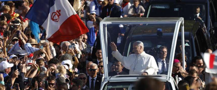 Il monito di Leone XIV a Lourdes: «La medicina non sia serva della morte programmata»