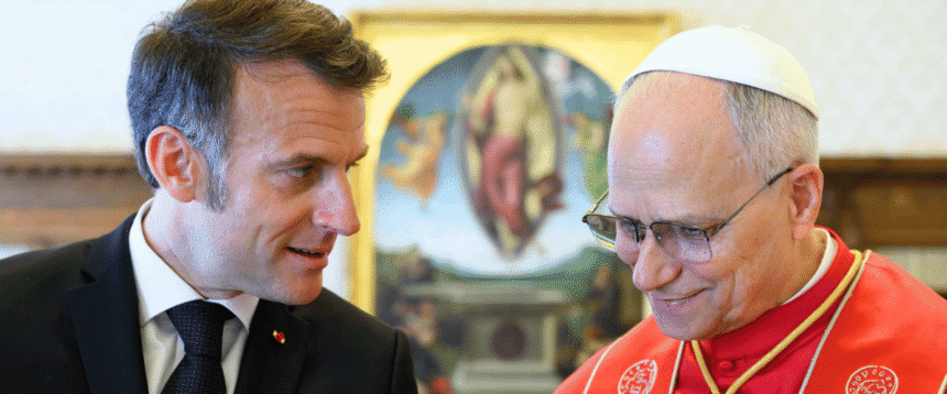 Macron Papa Leone messa
