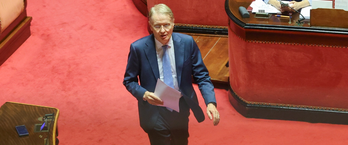 legge elettorale bocciato l8217emendamento del pd sulle preferenze malan noi manteniamo la parola fedeli agli accordi di maggioranza da Secoloditalia.it legge elettorale bocciato l8217emendamento del pd sulle preferenze malan noi manteniamo la parola fedeli agli accordi di maggioranza