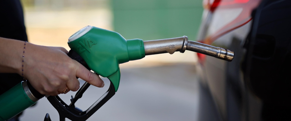 Benzina e diesel, anche Ip taglia i prezzi. I conti di Unimpresa: risparmio da 80 euro al mese per milioni di automobilisti