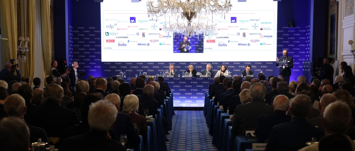 cernobbio scommette sull8217italia 7 imprenditori su 10 vedono ricavi in crescita la stabilit224 paga da Secoloditalia.it cernobbio scommette sull8217italia 7 imprenditori su 10 vedono ricavi in crescita la stabilit224 paga