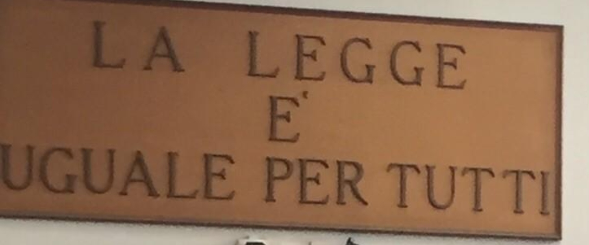 mi ha mostrato i genitali 18enne denuncia un giudice il csm lo sospende per un anno da Secoloditalia.it mi ha mostrato i genitali 18enne denuncia un giudice il csm lo sospende per un anno
