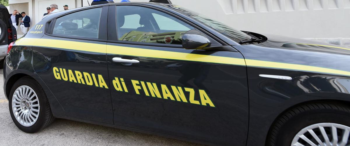 “Posso spendere 30mila euro al giorno”: si vanta in Tv e la Guardia di Finanza scopre la maxi-evasione
