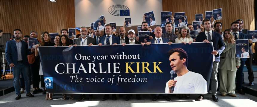 Charlie Kirk, Meloni: «Non lasciamo prevalere l’odio che ha cercato di zittirlo». Flashmob dei Conservatori in Europa per ricordarlo