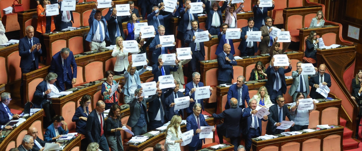 legge elettorale a un passo dal via libera mercoled236 il ritorno in aula a montecitorio stop agli emendamenti delle opposizioni da Secoloditalia.it legge elettorale a un passo dal via libera mercoled236 il ritorno in aula a montecitorio stop agli emendamenti delle opposizioni