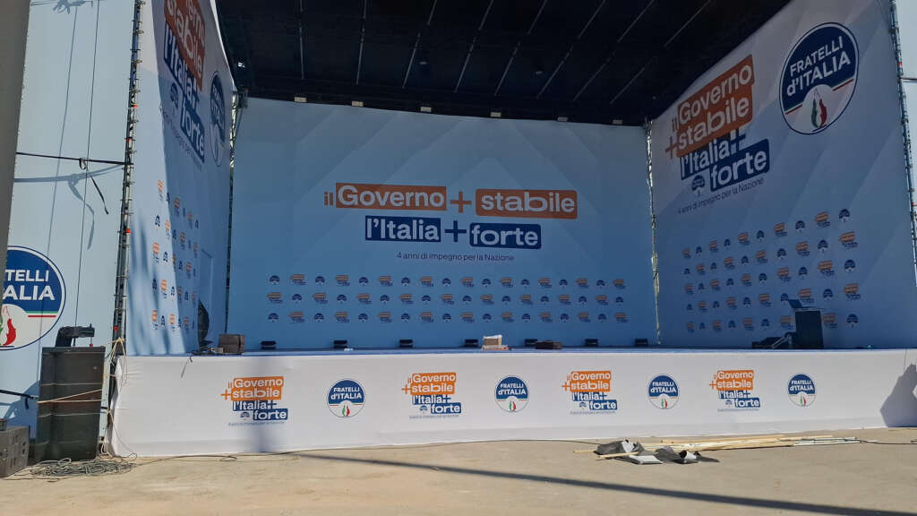 Tutto pronto a Bari per la festa del governo: entusiasmo tra la gente, nelle piazze e nei mercati. I numeri dell’evento (fotogallery)