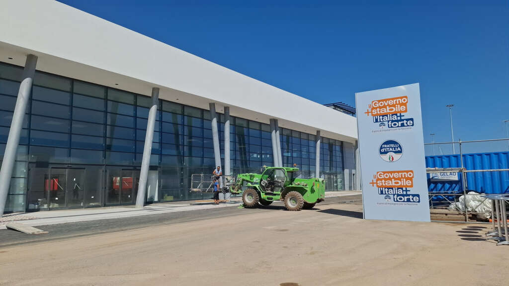 Tutto pronto a Bari per la festa del governo: entusiasmo tra la gente, nelle piazze e nei mercati. I numeri dell’evento (fotogallery)