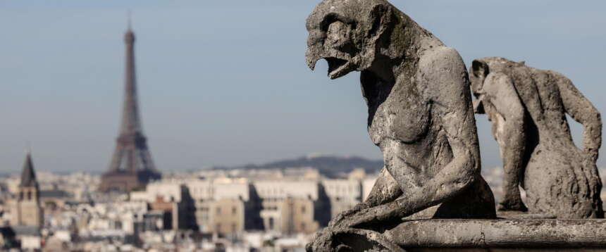 epa12389958 Chimeras of Notre-Dame cathedral, taken during the inauguration ceremony of the new tour route of the Cathedral Towers Gothic structures destroyed following the April 2019 fire, as part of the 42nd edition of the European Heritage Days in Paris, France, 19 September 2025. The 15 April 2019 fire destroyed the roof and steeple of the 850-year-old Gothic Cathedral. Notre Dame Cathedral reopened in December 2024 for services and visits.  EPA/LUDOVIC MARIN / POOL  MAXPPP OUT