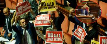 Riforma elettorale, sì del Senato. La Russa: “È un grande passo avanti”. Ennesimo show delle opposizioni: legge truffa