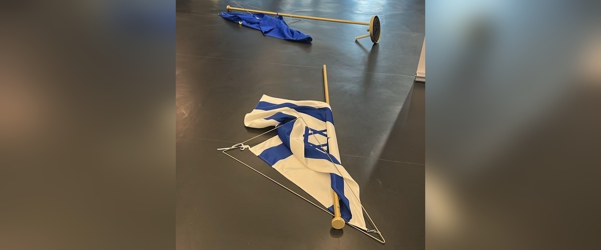 rima hassan procaccini deputata di the left danneggia la mostra sulle vittime del 7 ottobre una roba allucinante ecco la deriva islamista delle sinistre europee da Secoloditalia.it rima hassan procaccini deputata di the left danneggia la mostra sulle vittime del 7 ottobre una roba allucinante ecco la deriva islamista delle sinistre europee