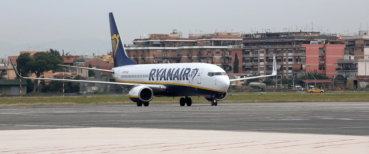 ryanair taglia i voli fdi mette all8217angolo todde la sardegna paga i suoi errori da Secoloditalia.it ryanair taglia i voli fdi mette all8217angolo todde la sardegna paga i suoi errori