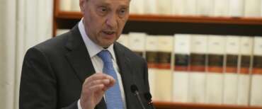 Cortei e non solo, il ministro Ciriani mette i puntini sulle “i”
