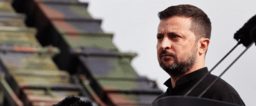 Ucraina, gli Usa autorizzano 500 missili Patriot ma arriveranno tra anni. Zelensky: “Ci servono ora”