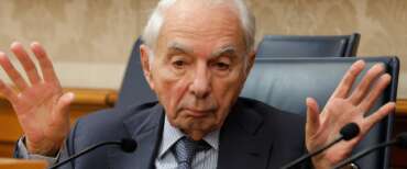 Giuliano Amato sale in cattedra e dà lezioni al governo Meloni su giovani e integrazione. E tira in ballo anche la questione climatica