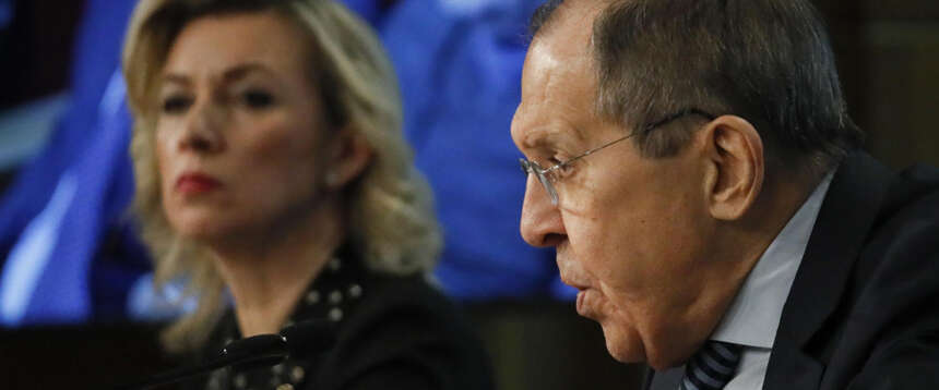 Meloni critica l’accordo Usa-Russia sul gas. Kiev ringrazia, da Mosca reazione furente: “Non sono affari suoi”