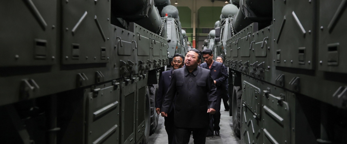kim jong un 232 vivo o morto le voci dalla cina il mistero sul coma e le foto del dittatore tra scarpe e cappotti 200 giallo da Secoloditalia.it kim jong un 232 vivo o morto le voci dalla cina il mistero sul coma e le foto del dittatore tra scarpe e cappotti 200 giallo