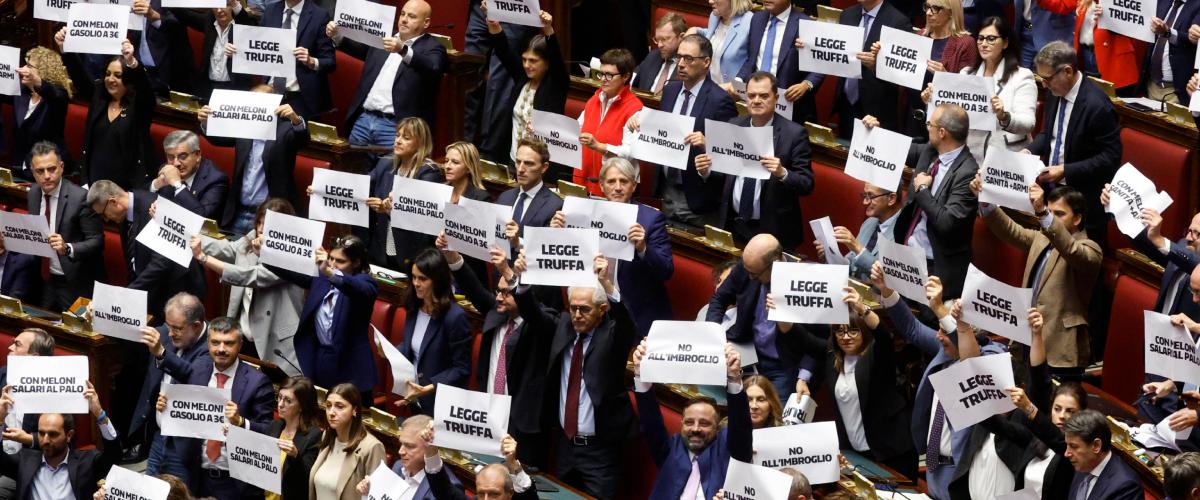 la legge elettorale non va contro la costituzione ma contro la partitocrazia per questo la sinistra non la vuole da Secoloditalia.it la legge elettorale non va contro la costituzione ma contro la partitocrazia per questo la sinistra non la vuole