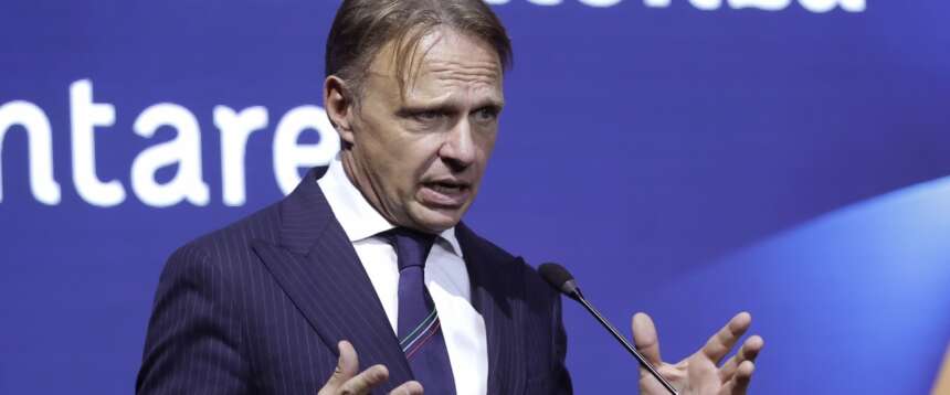 Pesca, al via la Cambiale Azzurra: stanziati 10 milioni di euro per i contadini del mare. Lollobrigida: “Più liquidità a chi crea lavoro e produce”
