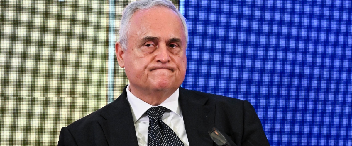 lotito dalle pistole ai nemici politici che remano contro di me ed 232 sempre pi249 scontro con i tifosi della lazio da Secoloditalia.it lotito dalle pistole ai nemici politici che remano contro di me ed 232 sempre pi249 scontro con i tifosi della lazio